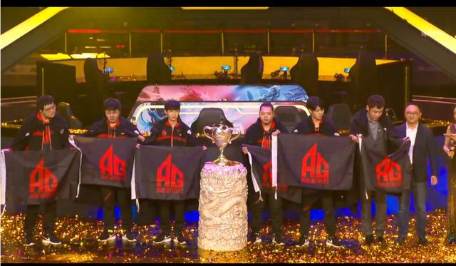 Fnatic 赢得了 2025 年布拉格征服赛：自 2022 年以来的第一个 lan 奖杯